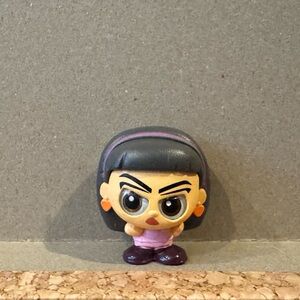 Disney doorables series 8 Abby